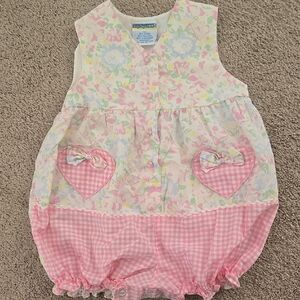 Vintage Baby Superstore Floral and Gingham Heart Spring Baby Onesie Size:18month